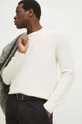Bavlnený sveter pánsky béžová farba béžová