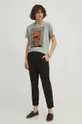 Bavlnené tričko dámske z kolekcie Graphics Series tyrkysová farba <p>100 % Bavlna</p>