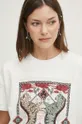 beżowy T-shirt bawełniany damski z nadrukiem kolor beżowy