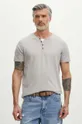 Bavlněné tričko pánské s příměsí elastanu béžová barva béžová