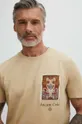 beżowy T-shirt bawełniany męski z ozdobną aplikacją kolor beżowy