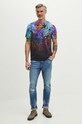 Odzież T-shirt bawełniany męski z domieszką elastanu z kolekcji Jane Tattersfield x Medicine kolor multicolor RS24.TSM851 multicolor