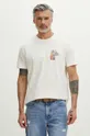beżowy T-shirt bawełniany męski z kolekcji Jane Tattersfield x Medicine kolor beżowy