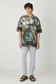 Koszula męska z kołnierzykiem typu resort wzorzysta kolor multicolor RS25.KKM801 multicolor RS25