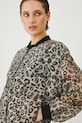 Kurtka bomber damska w panterkę kolor multicolor RS25.KUD704 multicolor
