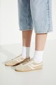 Sneakersy zamszowe damskie z elastyczną podeszwą kolor beżowy RS25.OBD504