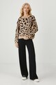 Sweter damski w panterkę kolor beżowy RS25.SWD174 beżowy RS25