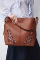 Kabelka z ekologickej kože s ozdobnou výšivkou RS26-TOD303