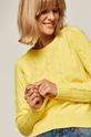 żółty Sweter damski z warkoczowym splotem żółty Damski