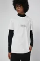 kremowy T-shirt bawełniany męski kremowy z kolekcji Możliwości - Fundacja Wisławy Szymborskiej
