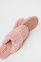 Papuče dámske zateplené ružová farba <p> Zvršok: Textil Vnútro: Textil Podrážka: Syntetická látka</p>