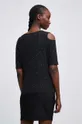 T-shirt bawełniany damski z ozdobną aplikacją z domieszką elastanu kolor czarny 96 % Bawełna, 4 % Elastan