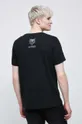 Bavlnené tričko pánske z kolekcie The Witcher x Medicine čierna farba <p> 100 % Bavlna</p>