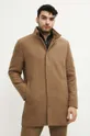 Medicine cappotto con aggiunta di lana marrone