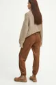 Spodnie dresowe damskie z imitacji zamszu kolor brązowy 96 % Poliester, 4 % Elastan