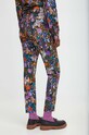 Spodnie dresowe damskie z kolekcji Medicine x Veronika Blyzniuchenko kolor multicolor multicolor RW23.SPDB51