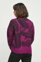 Sweter z domieszką wełny damski wzorzysty kolor fioletowy 80 % Poliester, 13 % Akryl, 5 % Wełna, 2 % Elastan