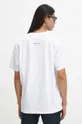 Bavlněné tričko pánské s elastanem s potiskem bílá barva <p>95 % Bavlna, 5 % Elastan</p>