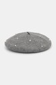 Beret wełniany damski z ozdobną aplikacją kolor szary RW24.CAD401 szary RW24