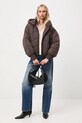 Sweter damski z warkoczowym splotem RW25-SWD073 beżowy RW25