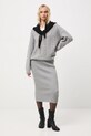 Sweter damski z warkoczowym splotem RW25-SWD073 szary RW25