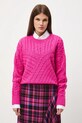 Sweter damski z warkoczowym splotem różowy RW25-SWD609