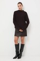 Sweter damski z warkoczowym splotem RW25-SWD817 brązowy RW25