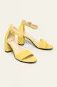 Vagabond Shoemakers - Kožené sandále Penny žltá