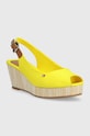 Tommy Hilfiger sandały ICONIC ELBA SLING BACK WEDGE FW0FW04788 żółty SS24