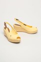 Tommy Hilfiger sandały ICONIC ELBA SLING BACK WEDGE FW0FW04788 żółty SS24