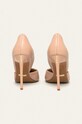 Boty Marciano Guess - Kožené lodičky 0GG9D2.8894Z béžová