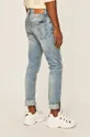 Calvin Klein Jeans - Rifle Ckj 026 <p> 
75 % Bavlna, 24 % Polyester, 1 % Elastan</p>