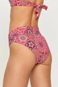 Desigual bikini alsó  Bélés: 6% elasztán, 94% poliészter Jelentős anyag: 19% elasztán, 81% poliamid Gondozási tippek:  csak kézzel mosható, nem szárítható szárítógépben, fehérítővel nem kezelhető, nem vasalható, Nem vegytisztítható