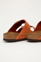 Birkenstock - Klapki zamszowe Arizona Cholewka: Skóra zamszowa, Wnętrze: Skóra zamszowa, Podeszwa: Materiał syntetyczny