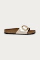 Birkenstock klapki Madrid Big Buckle imitacja skóry licowej beżowy 1015279