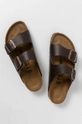 Kožené šľapky Birkenstock hnedá