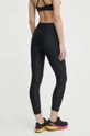 Under Armour edzős legging 87% poliészter, 13% elasztán