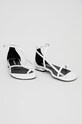 Sandály Karl Lagerfeld KL80529.011 bílá SS21