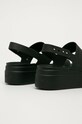 Obuwie Crocs sandały Brooklyn Low Wedge KLYN.LOW.WEDGE.W.206453 czarny