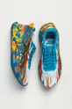 multicolor Asics shoes Noosa