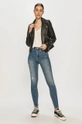 Vero Moda Jeans 10244188 albastru SS21