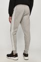 adidas Originals - Kalhoty GN3530  Podšívka: 100% Bavlna Hlavní materiál: 70% Bavlna, 30% Recyklovaný polyester Stahovák: 95% Bavlna, 5% Elastan