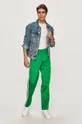 adidas Originals - Spodnie GN3520 zielony