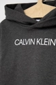 Παιδική βαμβακερή μπλούζα Calvin Klein Jeans  Κύριο υλικό: 100% Βαμβάκι Φόδρα κουκούλας: 100% Βαμβάκι Πλέξη Λαστιχο: 95% Βαμβάκι, 5% Σπαντέξ