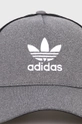 Καπέλο adidas Originals  Φόδρα: 20% Βαμβάκι, 80% Πολυεστέρας Άλλα υλικά: 100% Ανακυκλωμένος πολυεστέρας Υλικό 1: 10% Σπαντέξ, 90% Πολυεστέρας Υλικό 2: 100% Βαμβάκι Υλικό 3: 100% Πολυεστέρας