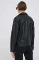 Куртка Only  Подкладка: 100% Переработанный полиэстер Материал 1: 100% Вискоза Материал 2: 100% Полиуретан