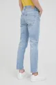 Džíny Pepe Jeans  Hlavní materiál: 85% Bavlna, 2% Elastan, 13% Polyester Ozdobné prvky: 35% Bavlna, 65% Polyester