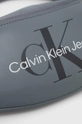 Calvin Klein Jeans övtáska  100% poliuretán