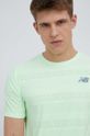světle zelená Běžecké tričko New Balance Q Speed MT13277VSG Pánský