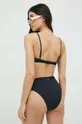 Tommy Hilfiger bikini felső  Jelentős anyag: 86% poliészter, 14% elasztán Bélés: 90% poliészter, 10% elasztán